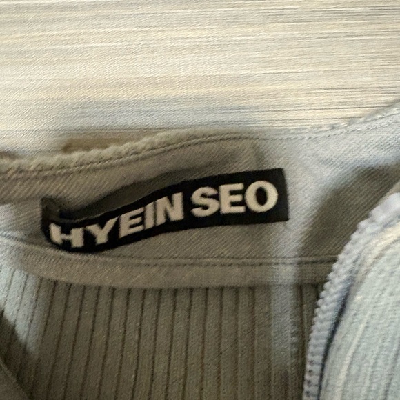 Gray Ribbed Zip-Up Jacket - Picture 4 of 5